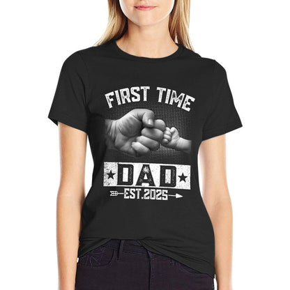 First Time Dad Est 2025 Fist Bump New Dad Funny Father's Day T-Shirt